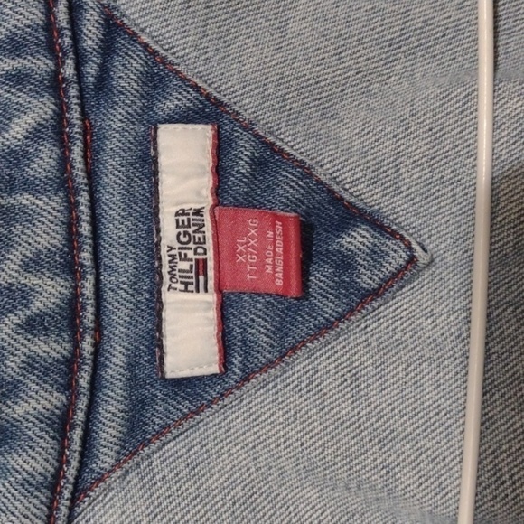 TOMMY Hilfiger blue jean jacket - Picture 2 of 11